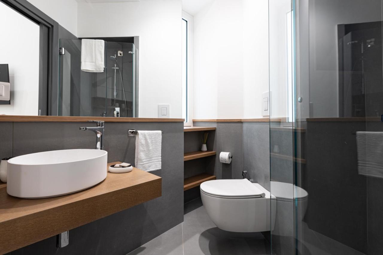 Tito'S Rooms Napoli Ngoại thất bức ảnh