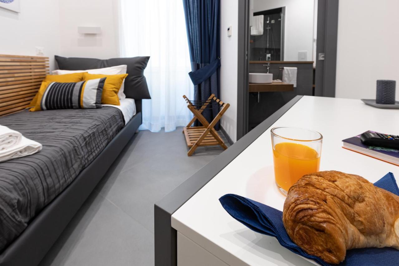 Tito'S Rooms Napoli Ngoại thất bức ảnh